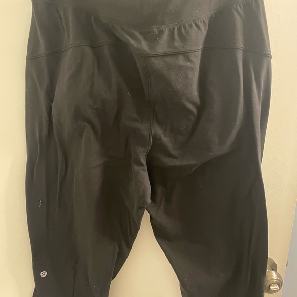 Lululemon black capris - Picture 3 of 3